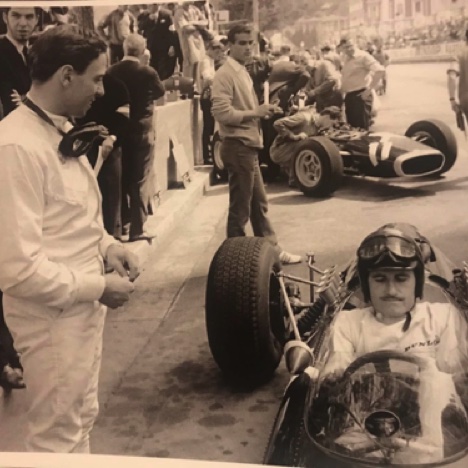 A Monaco, Graham Hill son ami et rivalavec